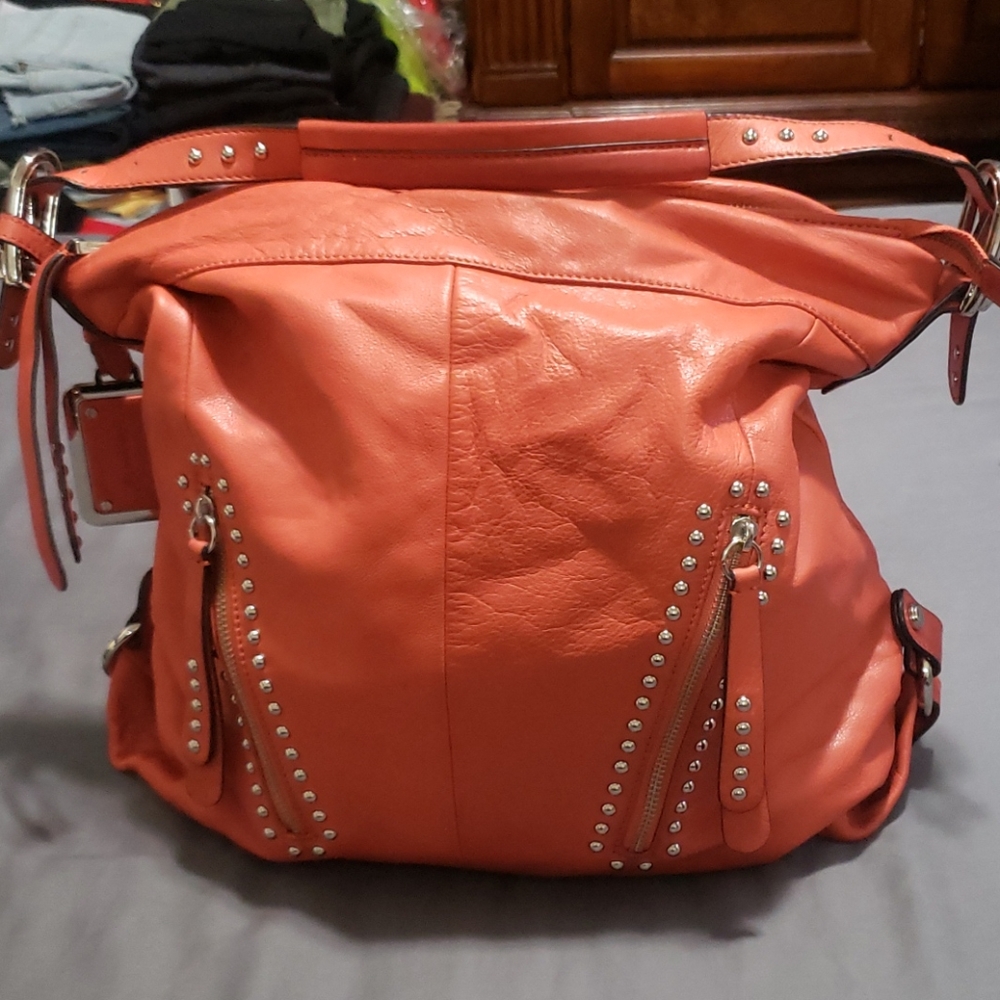 Women's Authentic Handbag 👜 - Picture 2 of 10